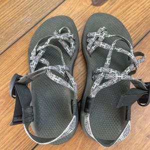 Chacos Womens Hiking shoe
